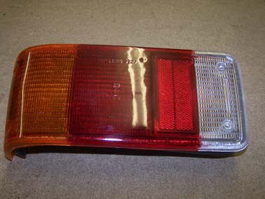 Saloon L/H Rear Lamp C/W Bulbholder